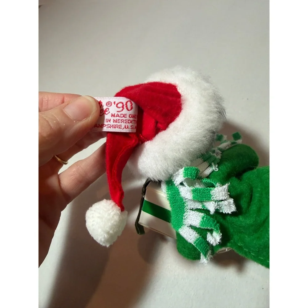 Annalee Mobilitee 1990 Christmas Mouse with‎ Gifts 6 inch Vintage Felt Doll USA